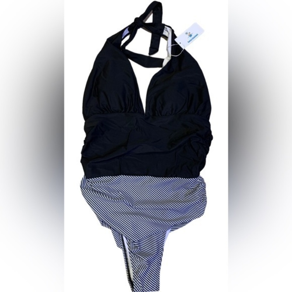 Women’s Beachsissi One Piece Swimsuit‎ NEW Size Medium